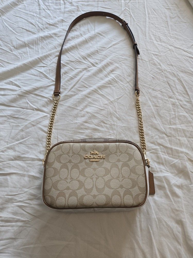 Coach Crossbody Purse *LIKE NEW*