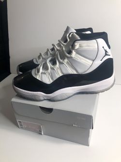 Nike air Jordan concord 11 size 10 replacement box