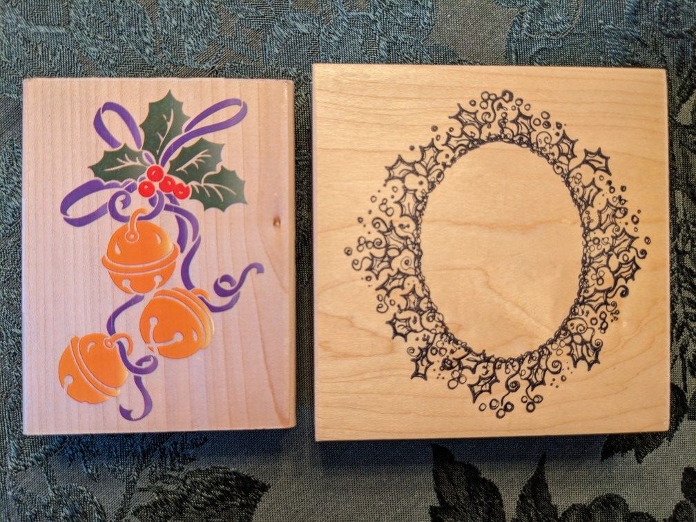 Holly And Berries Oval Wreath Frame And Jingling Bells - - Wood Mounted Rubber Ink Stamps