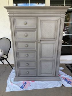 Kids/Baby Dresser/Wardrobe
