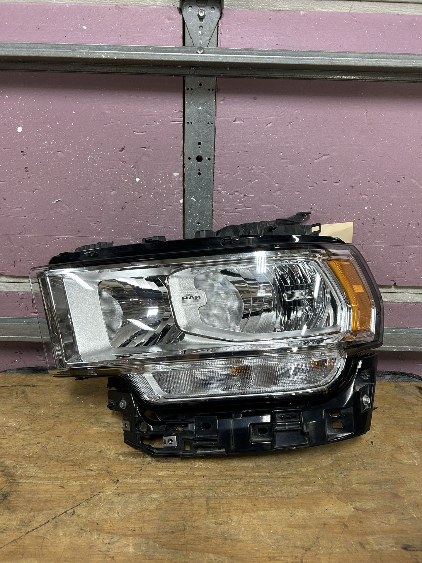 2019-2022 Dodge RAM 2500 / 3500 Left side halogen base headlight OEM