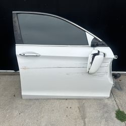 2017 Accord Front Passenger Door