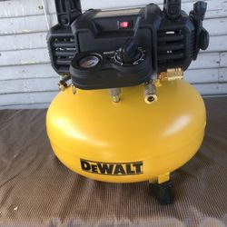 DEWALT 6 Gal. 165 PSI Portable Electric Pancake Air Compressor