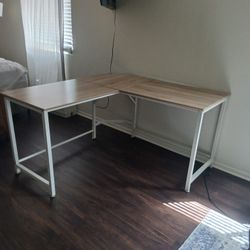 Corner Desk