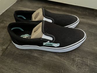 Vans Comfycush Black Slip-Ons