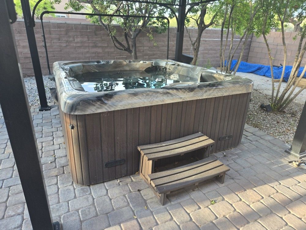 HOT TUB SPA L.A. SPAS - La Costa LS