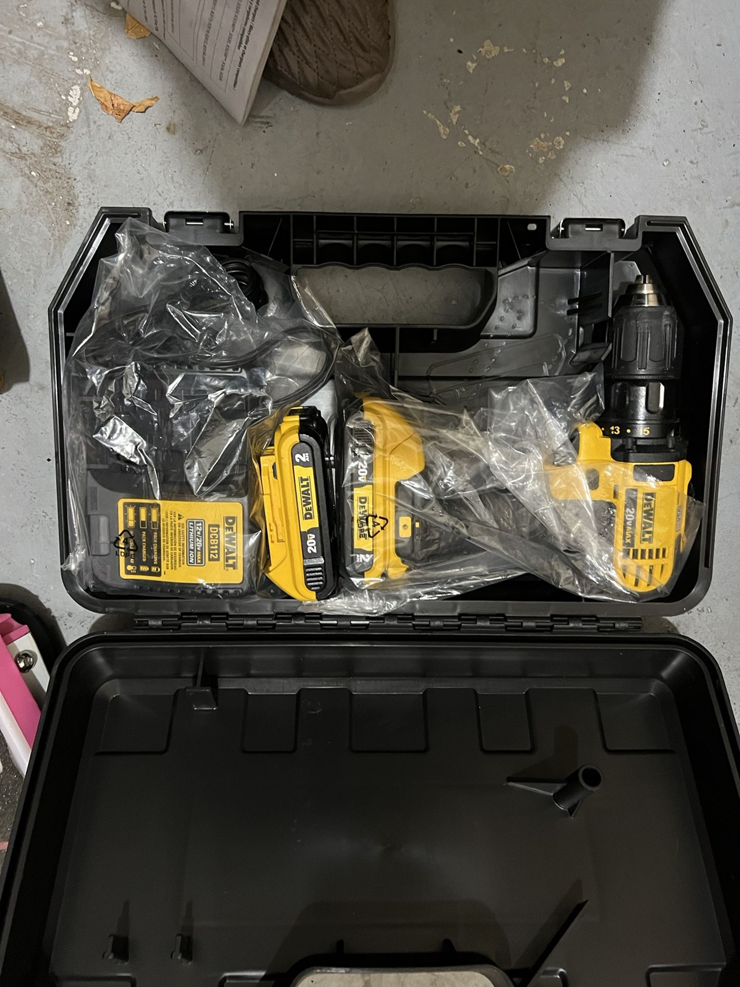 20-Volt MAX Cordless Brushless Compact 1/2 in. Hammer Drill