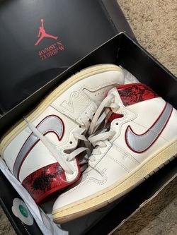 Jordan Airship NY Awake