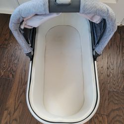 Uppa Vista - Bassinet V2