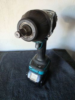 Makita impact 1/2