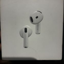 Apple 4 Earphones Brand New In Box 