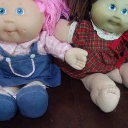 2.cabbage Patch Dolls 