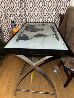 Glass Table “whole World”