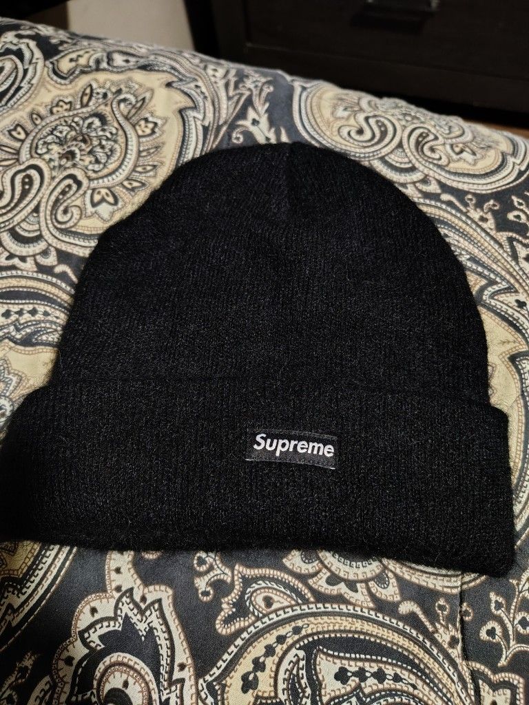Supreme Men's Black Hat