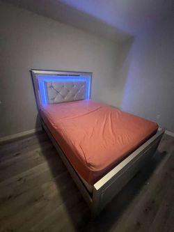 queen bed