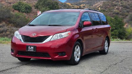 2013 Toyota Sienna