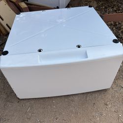 Washer And Dryer Storage Pedestals 