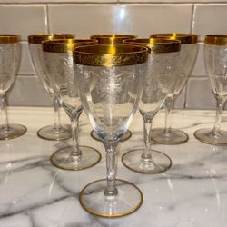 Vintage Etched Crystal Wine Glasses – Gold Rim, Set of 8