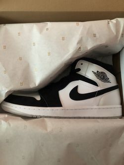 Jordan 1 Mid Sz 10 & Sz 11