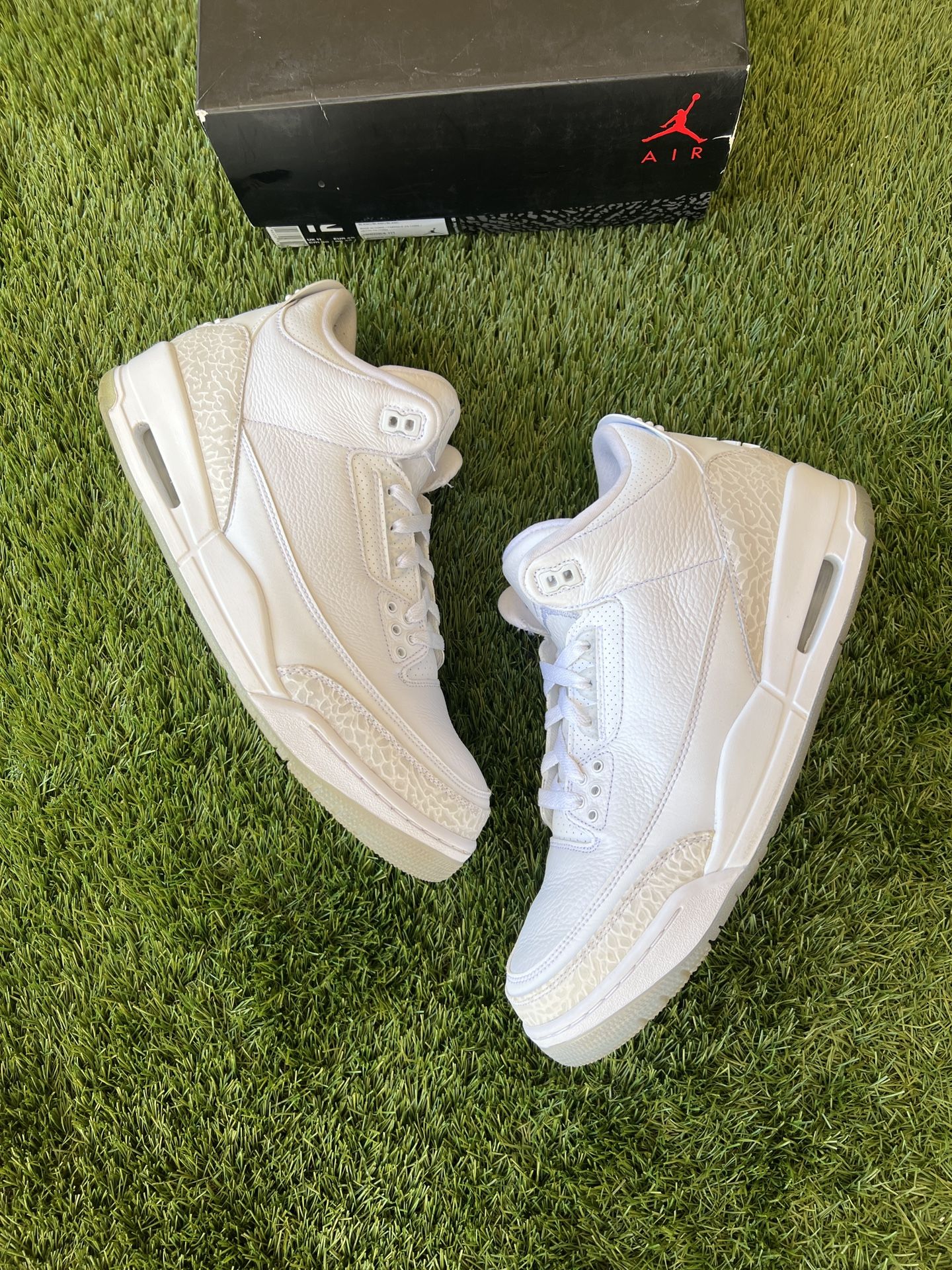 Jordan 3 Pure Money Triple White