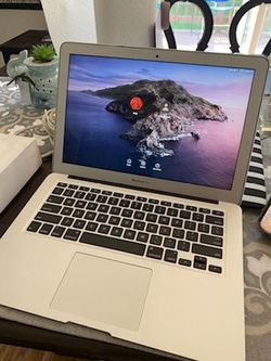 2015 macbook 13 ," great condition dont need in box