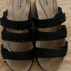 Clarks Women's Laurieann Cove Flat Sandal