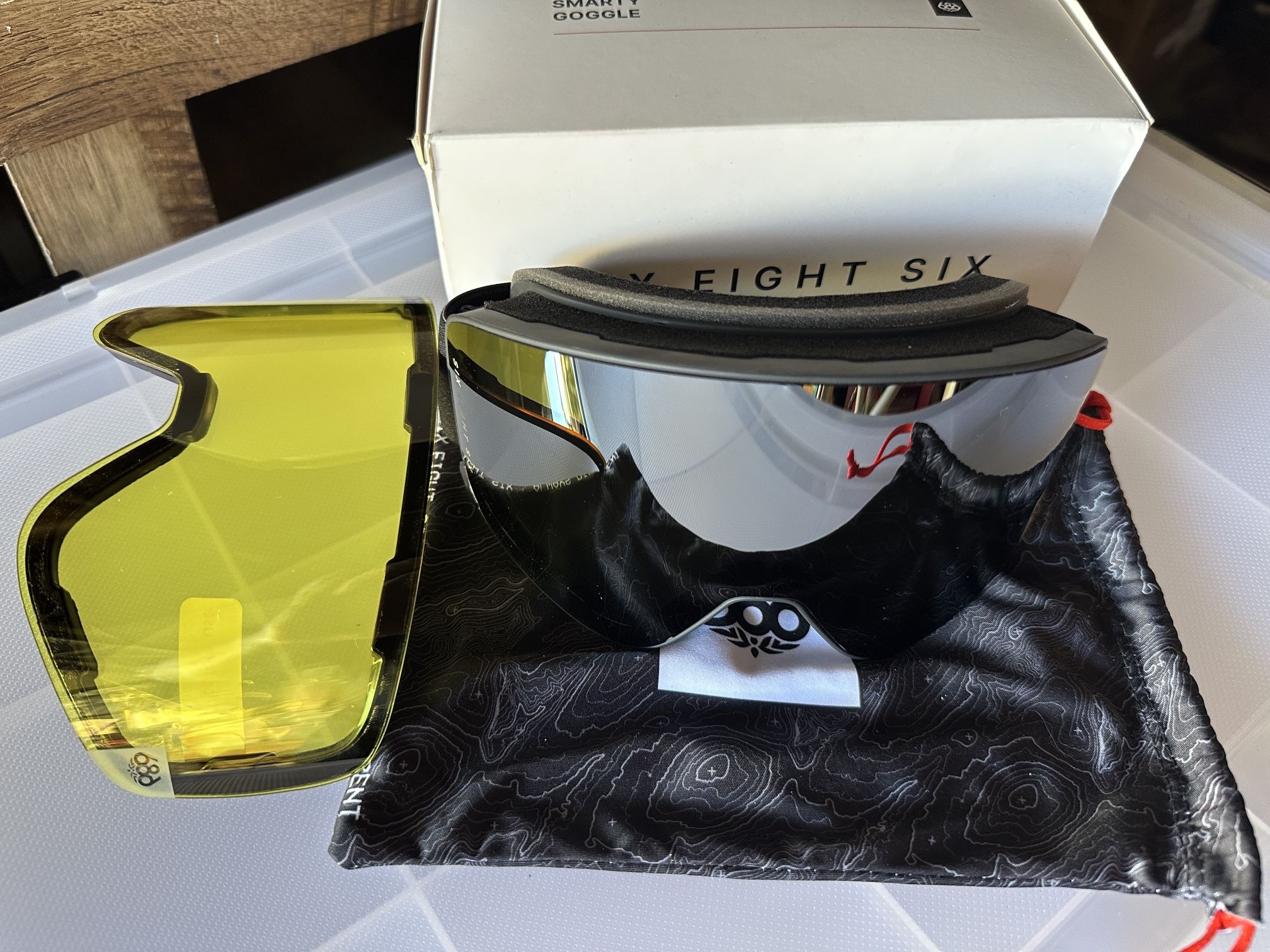 686 Smarty Goggle with extra lens