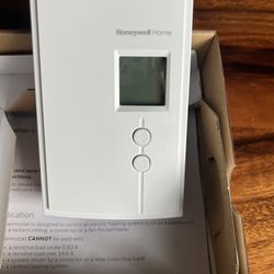 Honeywell Electric Baseboard Heating Digital Non-Programmable Thermostat (x4)