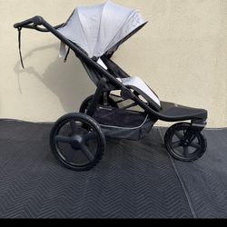 Jogger/ Jeep Powerglyde Pro Jogging Stroller/ Jeep/ stroller/ Travel/ exercise/ baby