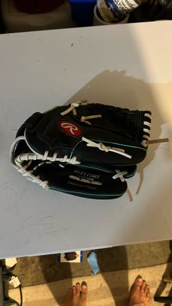 Rawlings 11 1/2” Fast pitch Softball Glove Like New