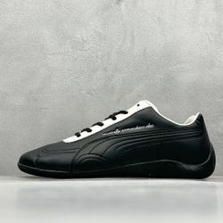 Sports shoes with low heels, fashionable and versatile, suitable for daily life and casual wear, with a thin sole.