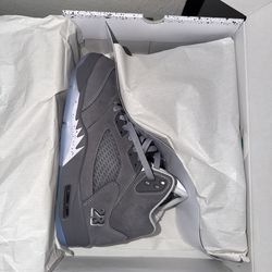 Jordan 5 wolf grey