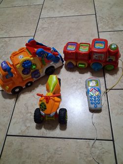 Bundle toddler toy in good condition