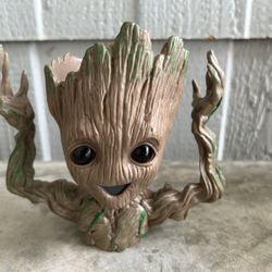 Baby Groot 