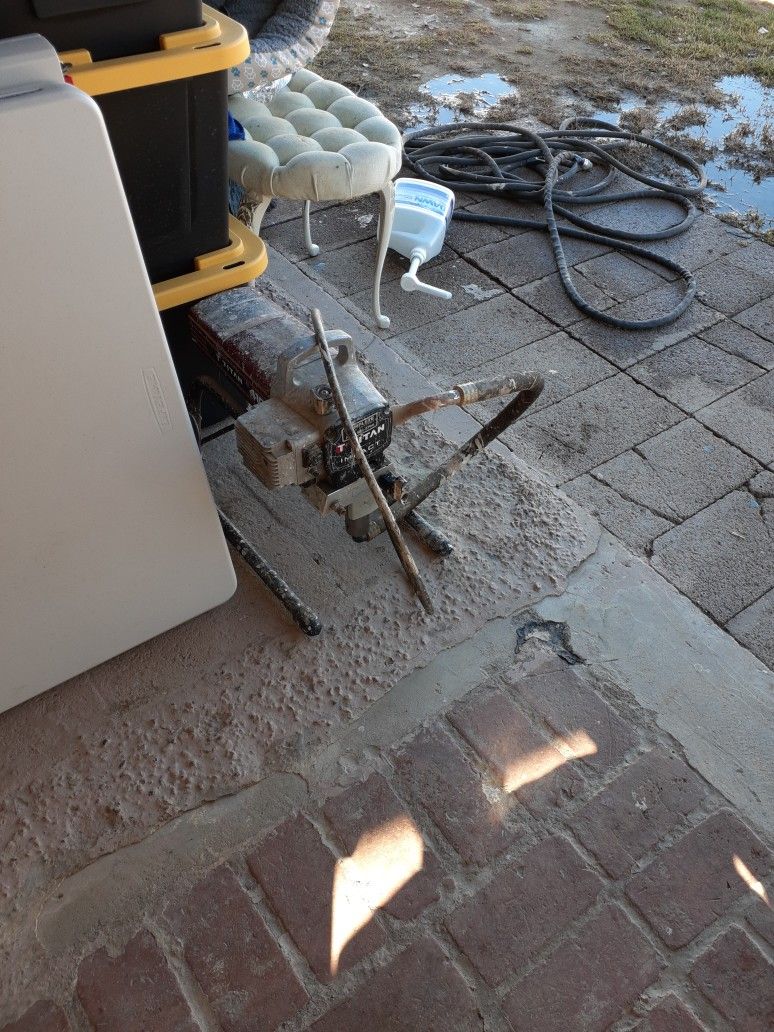Titan 410 Paint Sprayer With 100ft Hose And New Graco Gun for Sale in