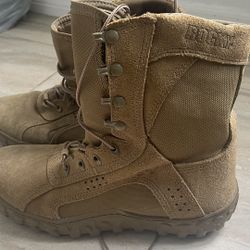 Boots “Rocky”