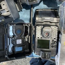 Trail Camaras 4 Set With Metal Cases And Antenas