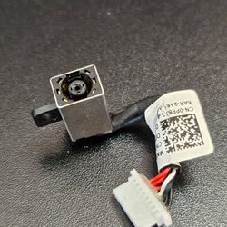 Genuine Dell Inspiron 13 5378 battery cable – connects the internal ba