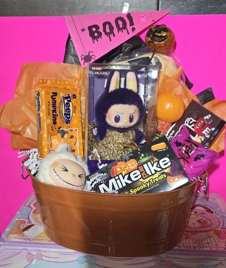 Halloween Gift Basket BOO BASKET ππ¦ Featuring 100% Authentic PRONOUNCE WINGS OF FORTUNE