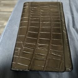 Long leather wallet