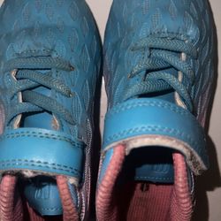 Girls Cleats