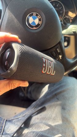 JBL Portable Bluetooth Speaker
