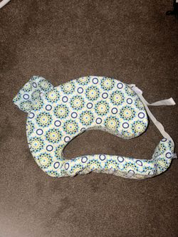 Nursing pillow