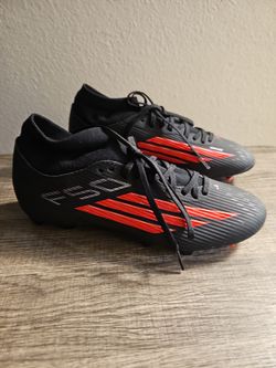 Soccer cleats
