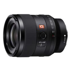 Sony 35mm f/1.4 GM Lens – Mint Condition 