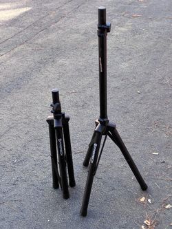 2 tripod’s