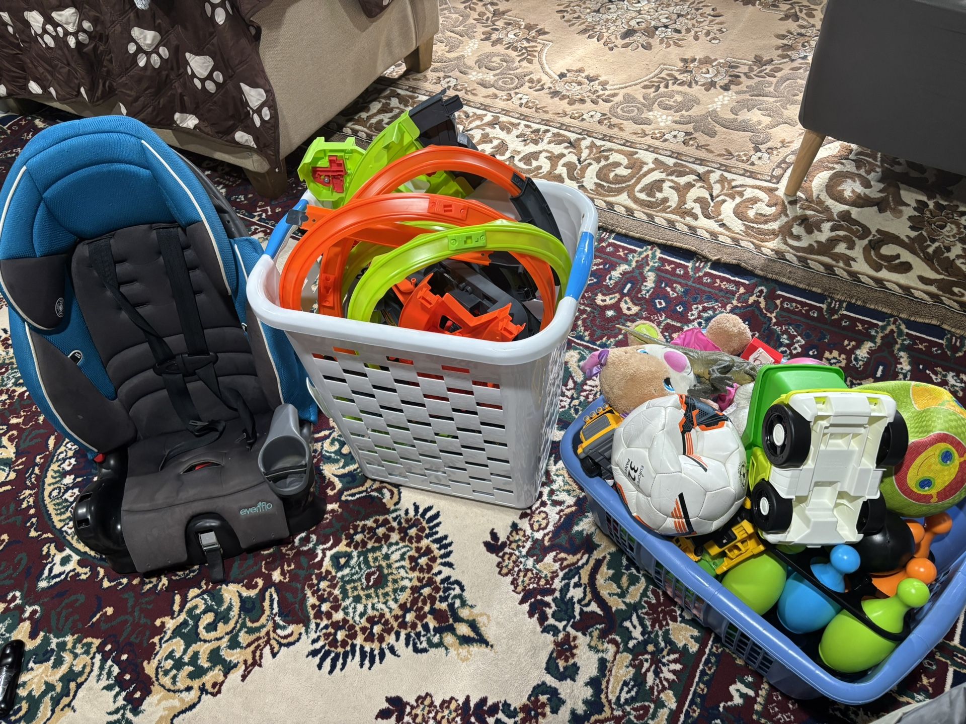 Toys And Car Seat