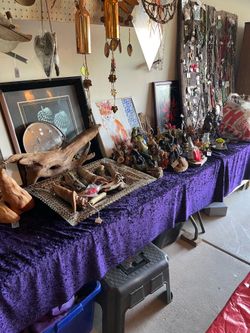 Pre garage sale. 60175