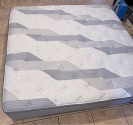 King Size mattress bed