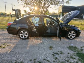 2005 BMW 530i